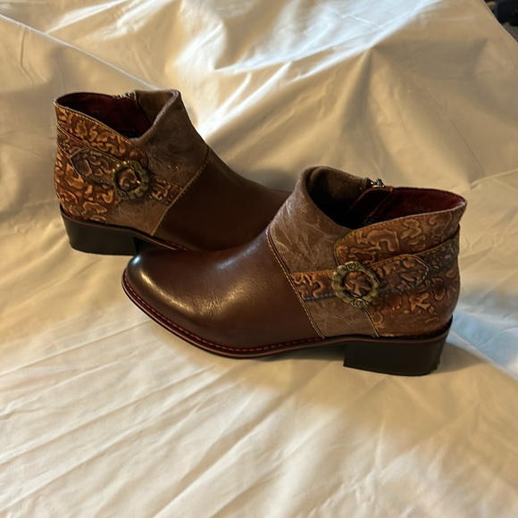 L’artitse By Spring Step Tiatia Leather Buckle Booties Brown Sz 39EU/8.5US NWOT - Picture 4 of 7